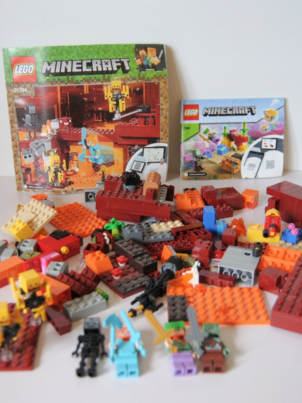 Lego Minecraft Sets 21154 & 21164 w/instructions no box
